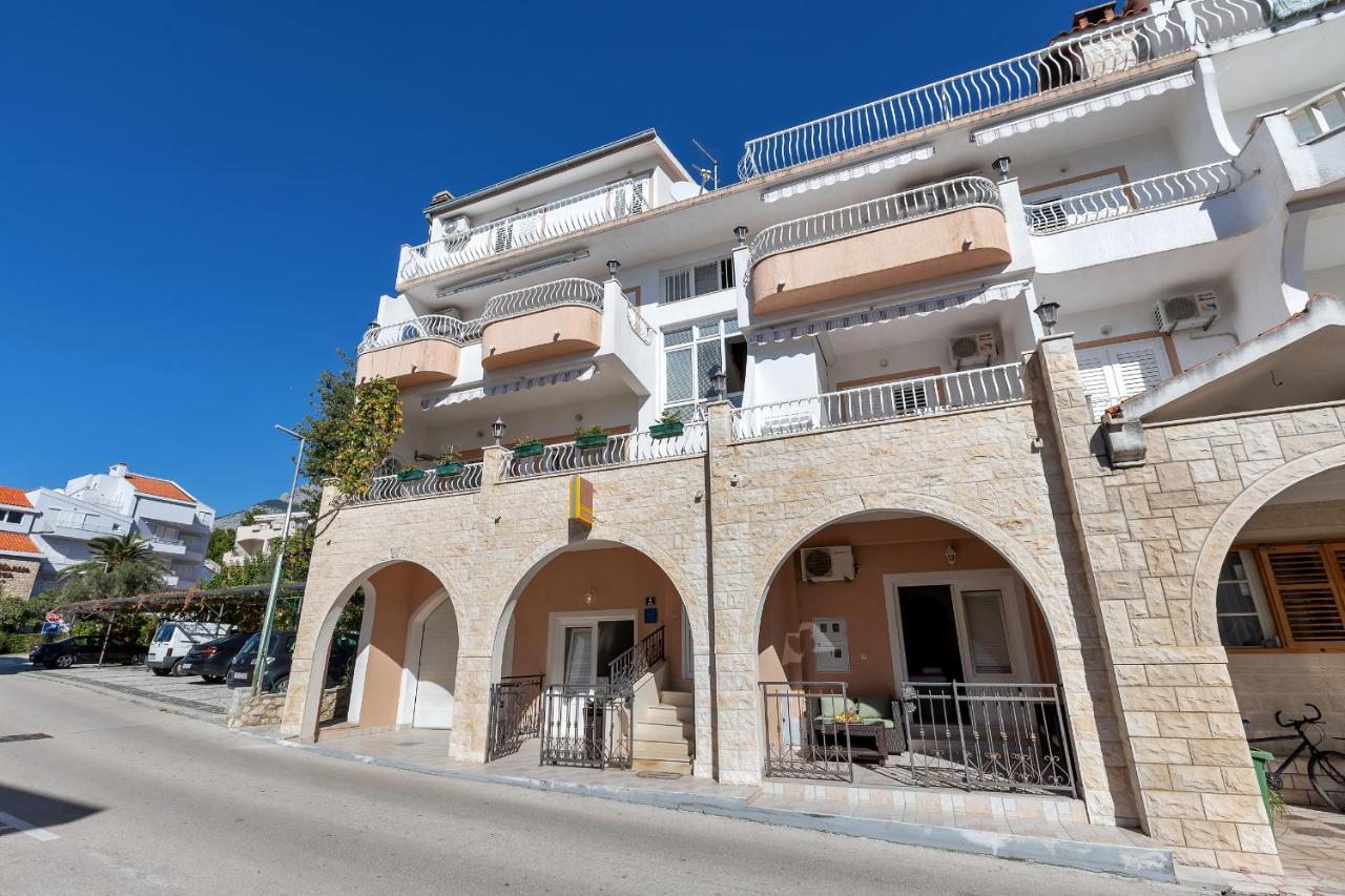 Apartments Zorica Tučepi Екстериор снимка