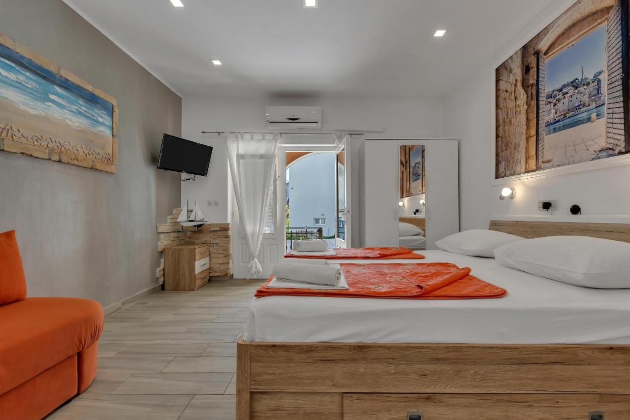 Apartments Zorica Tučepi Екстериор снимка