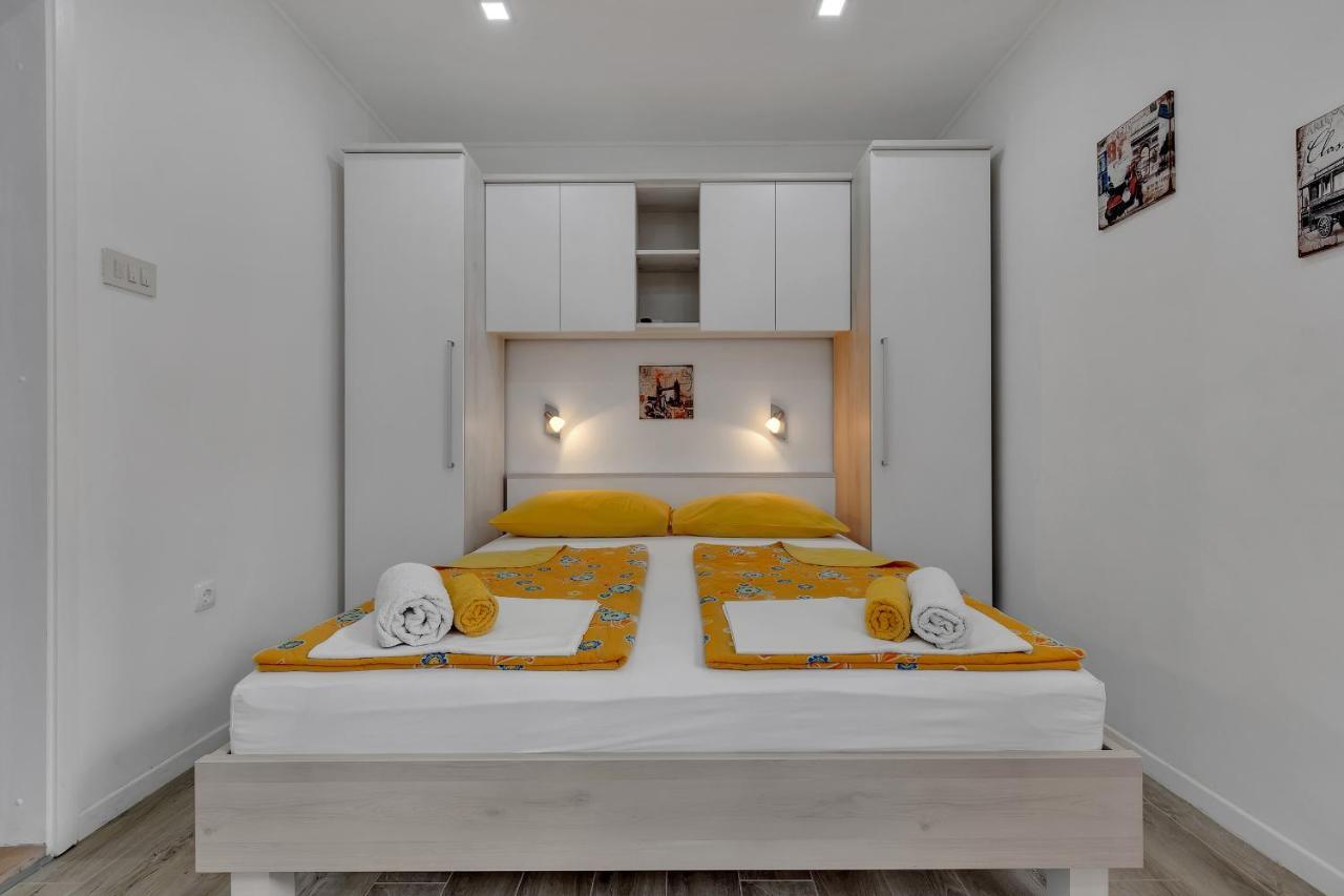 Apartments Zorica Tučepi Екстериор снимка