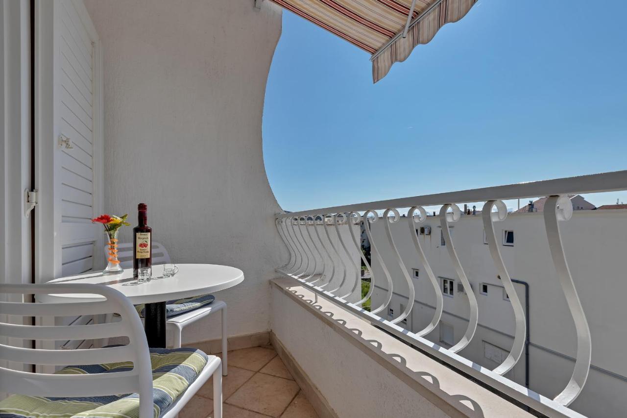 Apartments Zorica Tučepi Екстериор снимка