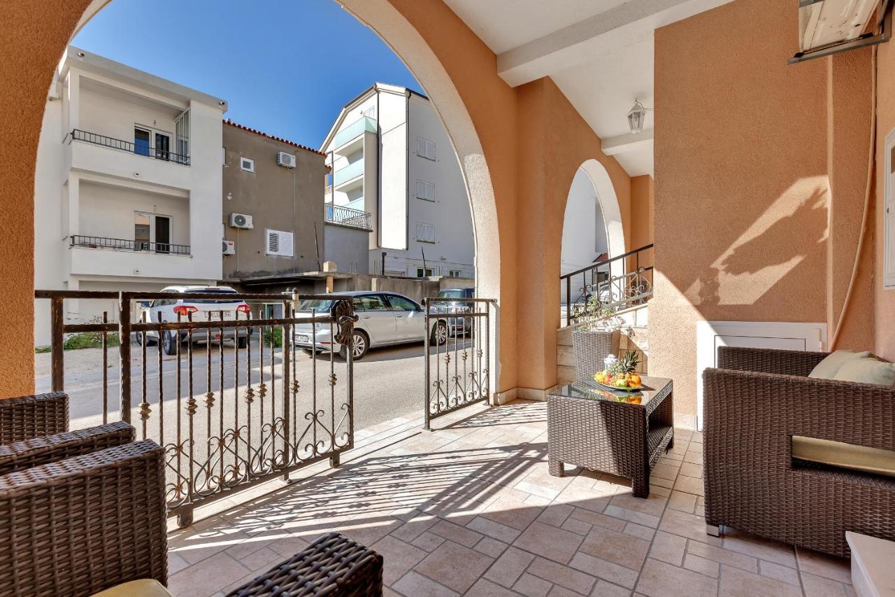 Apartments Zorica Tučepi Екстериор снимка