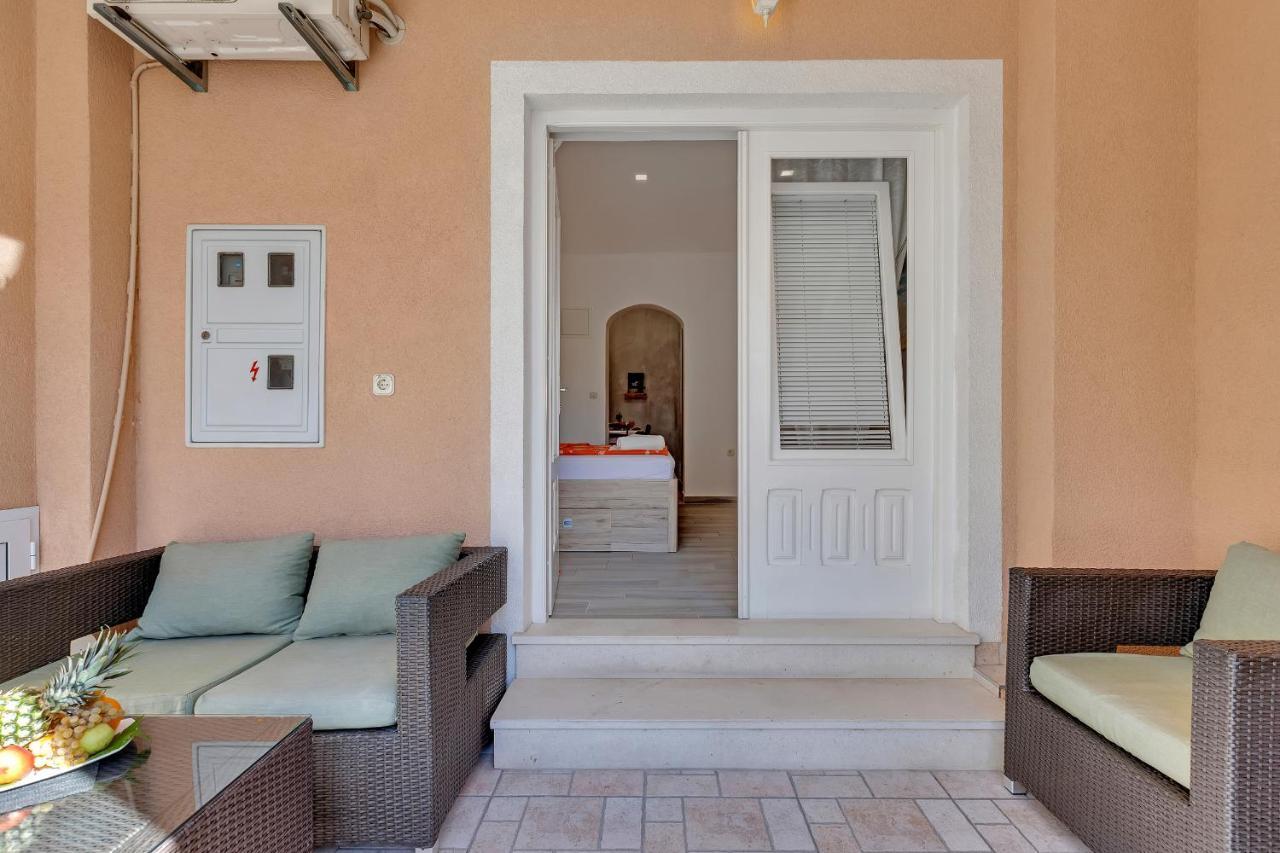 Apartments Zorica Tučepi Екстериор снимка
