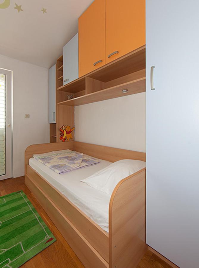 Apartments Zorica Tučepi Екстериор снимка