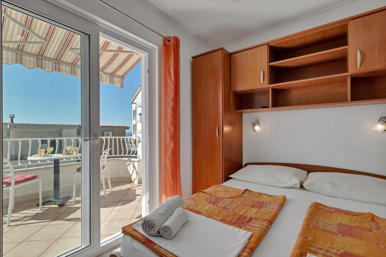 Apartments Zorica Tučepi Екстериор снимка