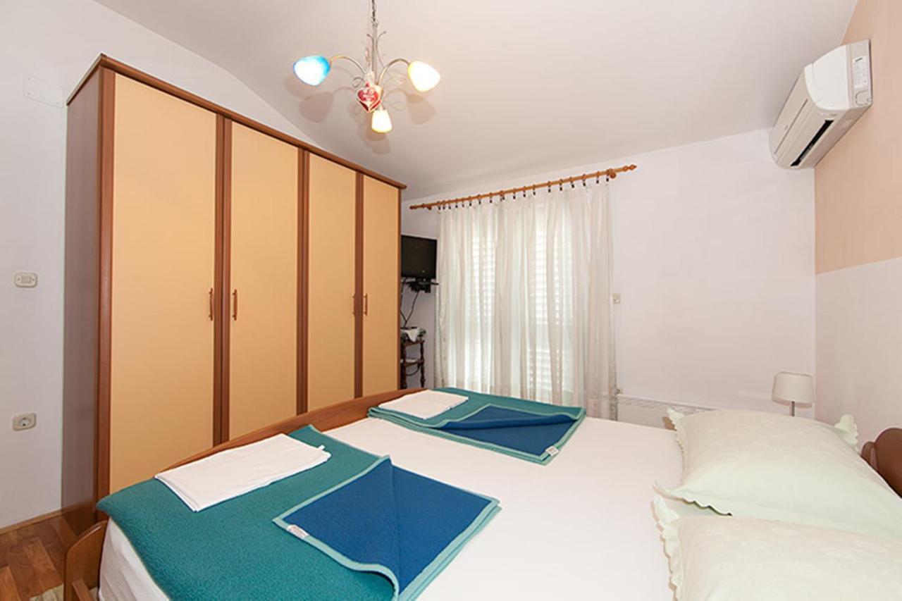 Apartments Zorica Tučepi Екстериор снимка