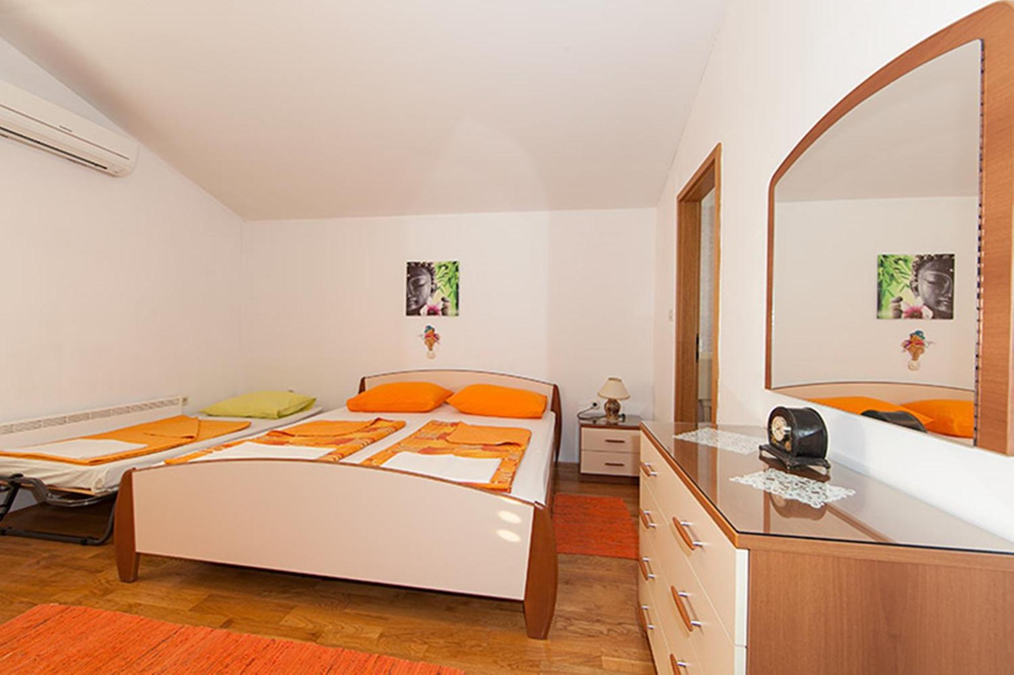 Apartments Zorica Tučepi Стая снимка