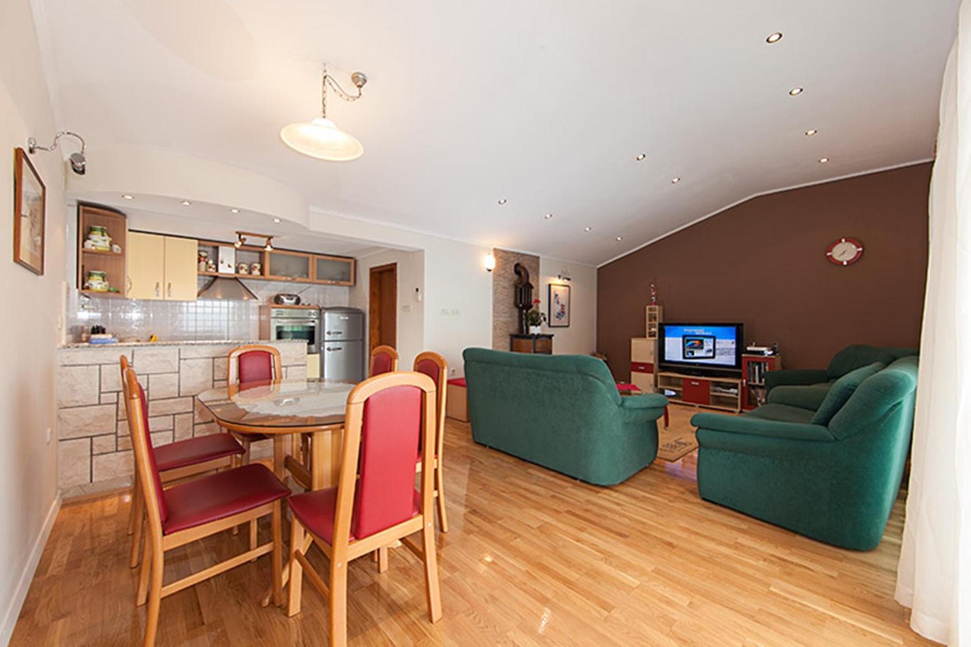 Apartments Zorica Tučepi Стая снимка